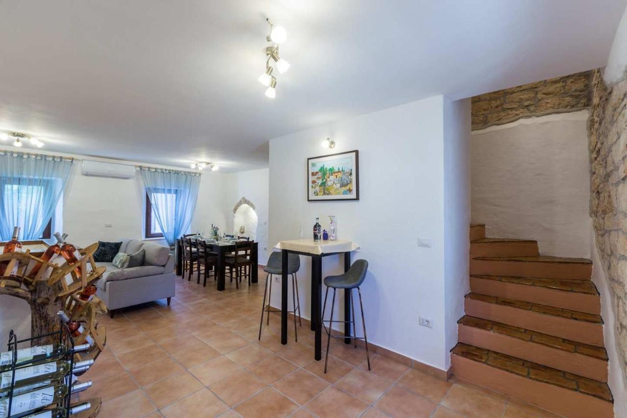 Holiday home Hiza Bratovici