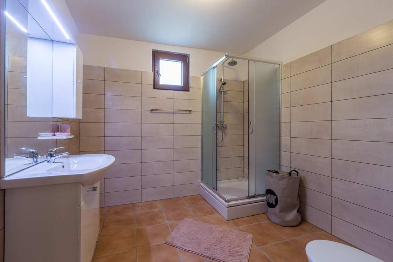 Hiza Bratovici Porec