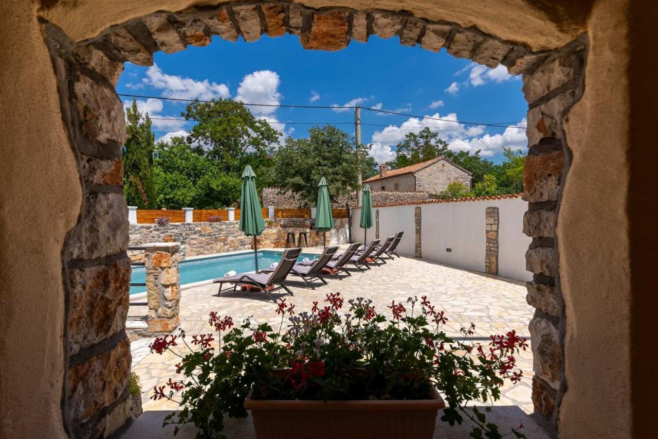 Hiza Bratovici Vakantiehuis Poreč